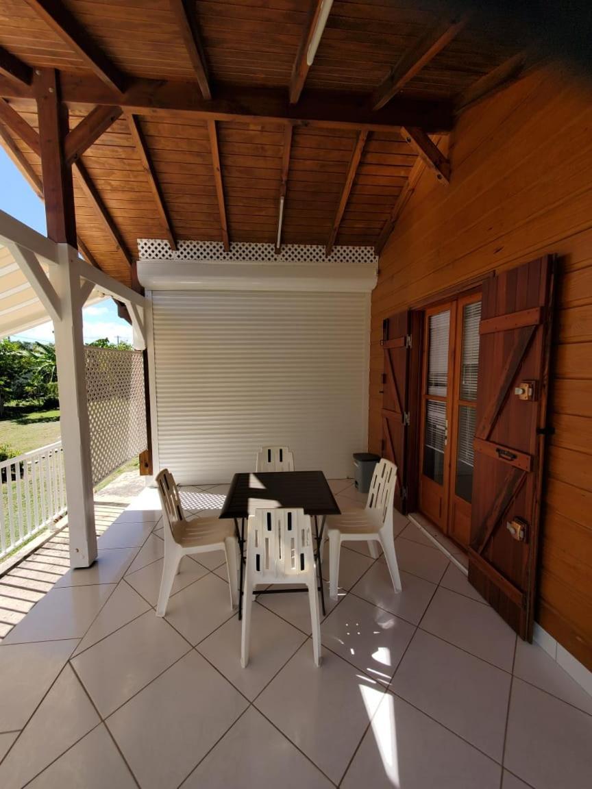 Bungalow Bo Sicrie Le Moule Extérieur photo