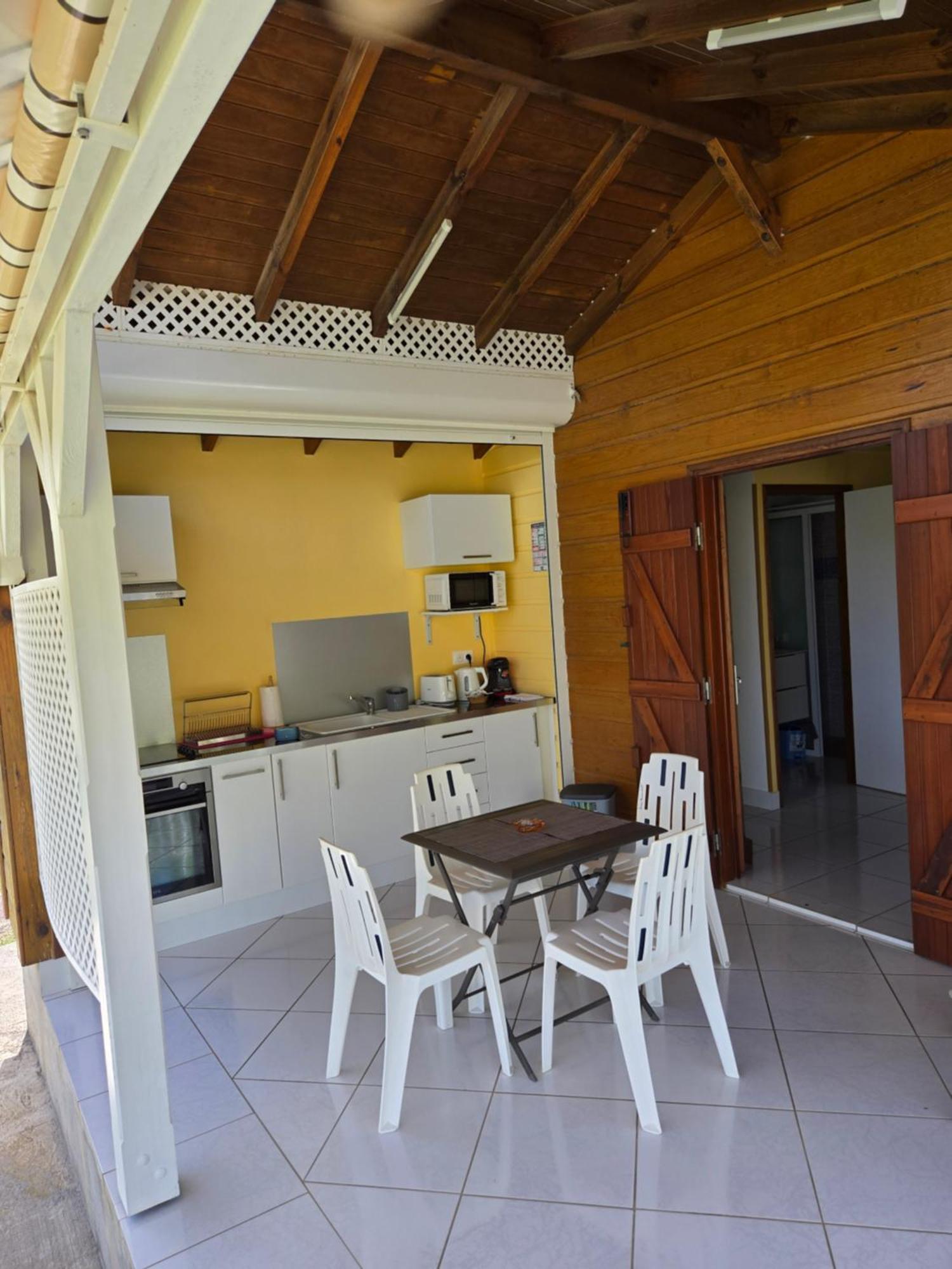 Bungalow Bo Sicrie Le Moule Extérieur photo