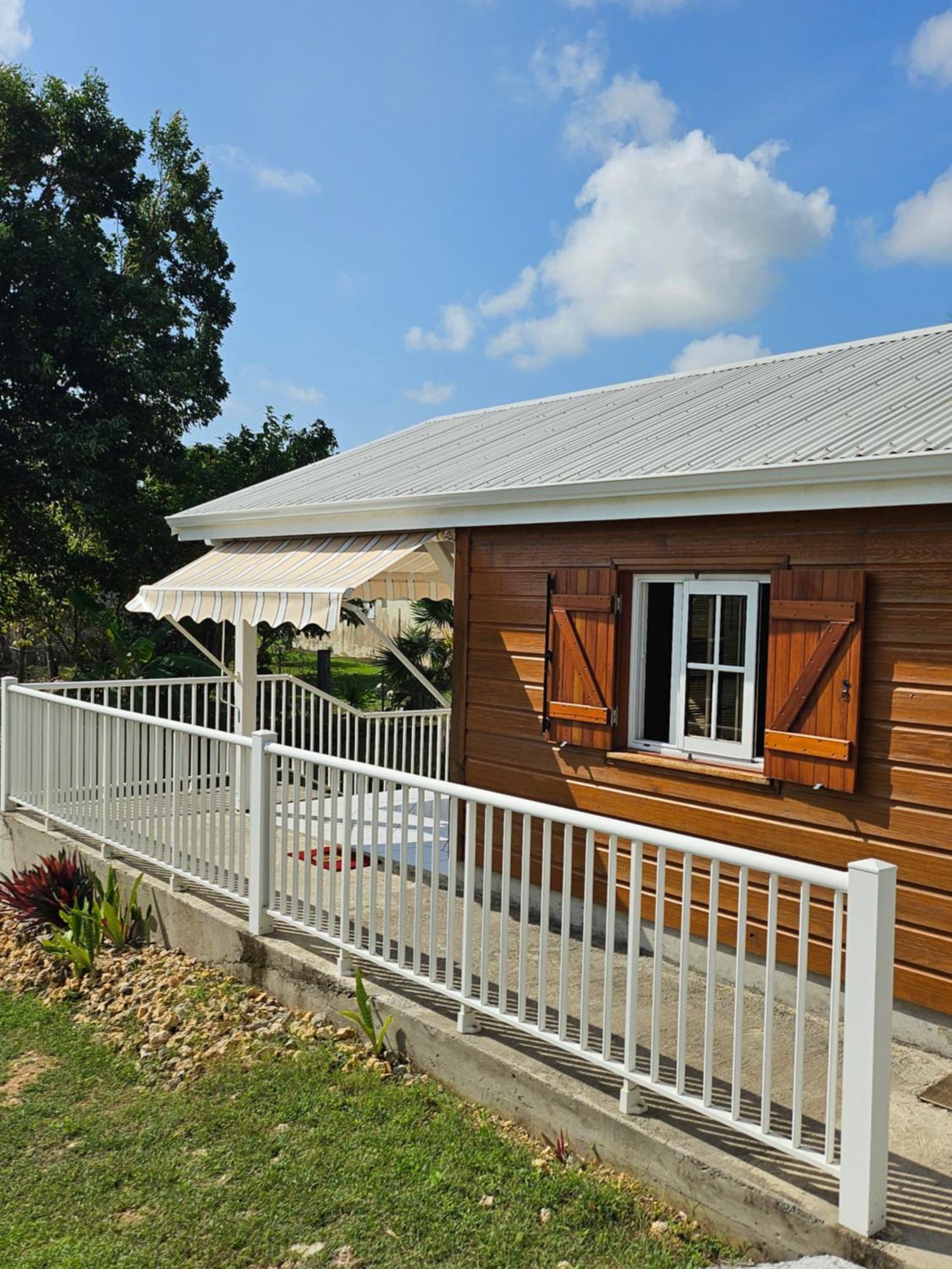 Bungalow Bo Sicrie Le Moule Extérieur photo